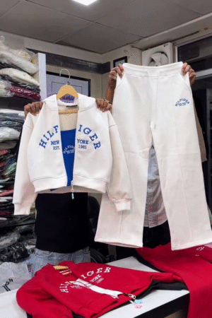  All‑White Cozy Hoodie and Straight‑Leg Jogger Athleisure Co‑ord Set 🤍💙