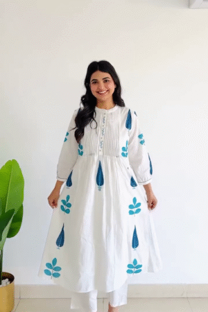 🌼 Lavender Bloom Cotton Kurta Set – Fresh, Graceful & Everyday Chic 🌼