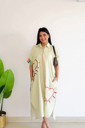 🤍 Abstract Elegance Belted Dress – Modern Art Meets Effortless Style 🤍