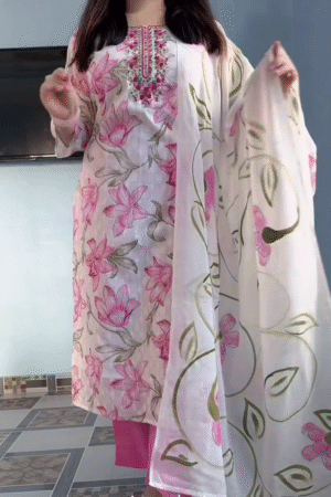 🌸 Elegant Blossom Pink Floral Kurta Set with Designer Dupatta – Graceful Ethnic Wear Collection 🌸