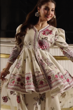 🌹 Exquisite Rose Bloom Off-White Embroidered Anarkali Suit - Timeless Elegance in Every Thread! 👗✨