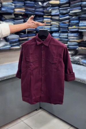 💙✨ Urban Classic Denim Shirt – Timeless Casual Style Essential 👔🔥