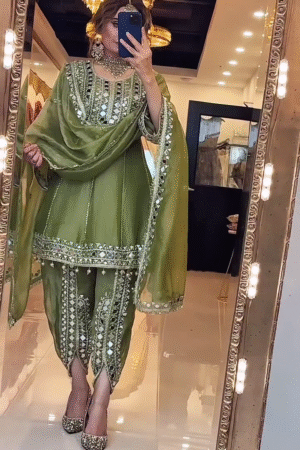 β€οΈ Regal Ruby Mirror Embellished Luxury Festive Celebration Dress Set β€οΈβ¨
