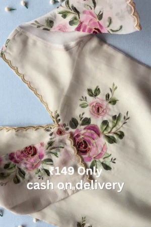 Elegant Pearl White Floral Embroidered Ethnic Kurti Set 🌸🤍✨