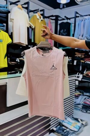 Trendy Women's Sleeveless Casual Athleisure Top – Modern Comfort Everyday Wear