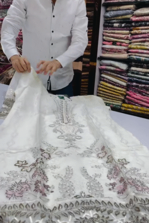 ✨ Premium Luxury White Embroidered Three Piece Ethnic Suit Set with Intricate Threadwork, Delicate Sequins, Elegant Dupatta & Timeless Festive Grace 🤍✨🌸