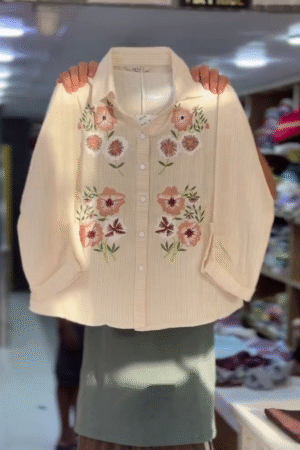 🌸 Women's Premium Floral Embroidered Casual Shirt – Elegant Button-Down Everyday Fashion Top 🌸