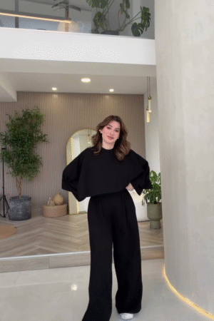 🤎 Premium Women's Relaxed Fit Two-Piece Co-Ord Set – Elegant Oversized Cape Top & Wide Leg Lounge Pants 🤎